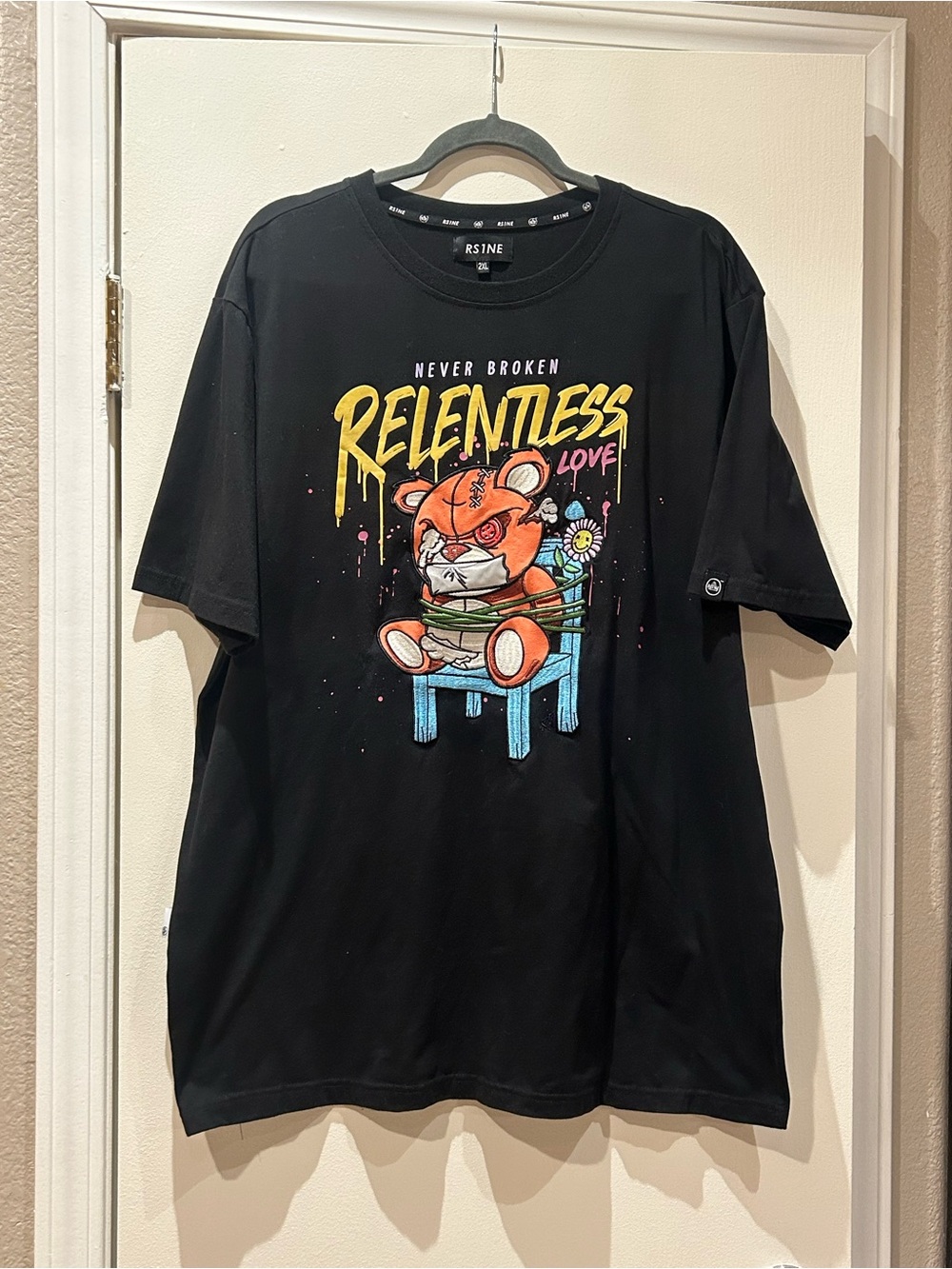 RS1NE "Never Broken Relentless Love" T-Shirt Distressed Teddy Bear XXL